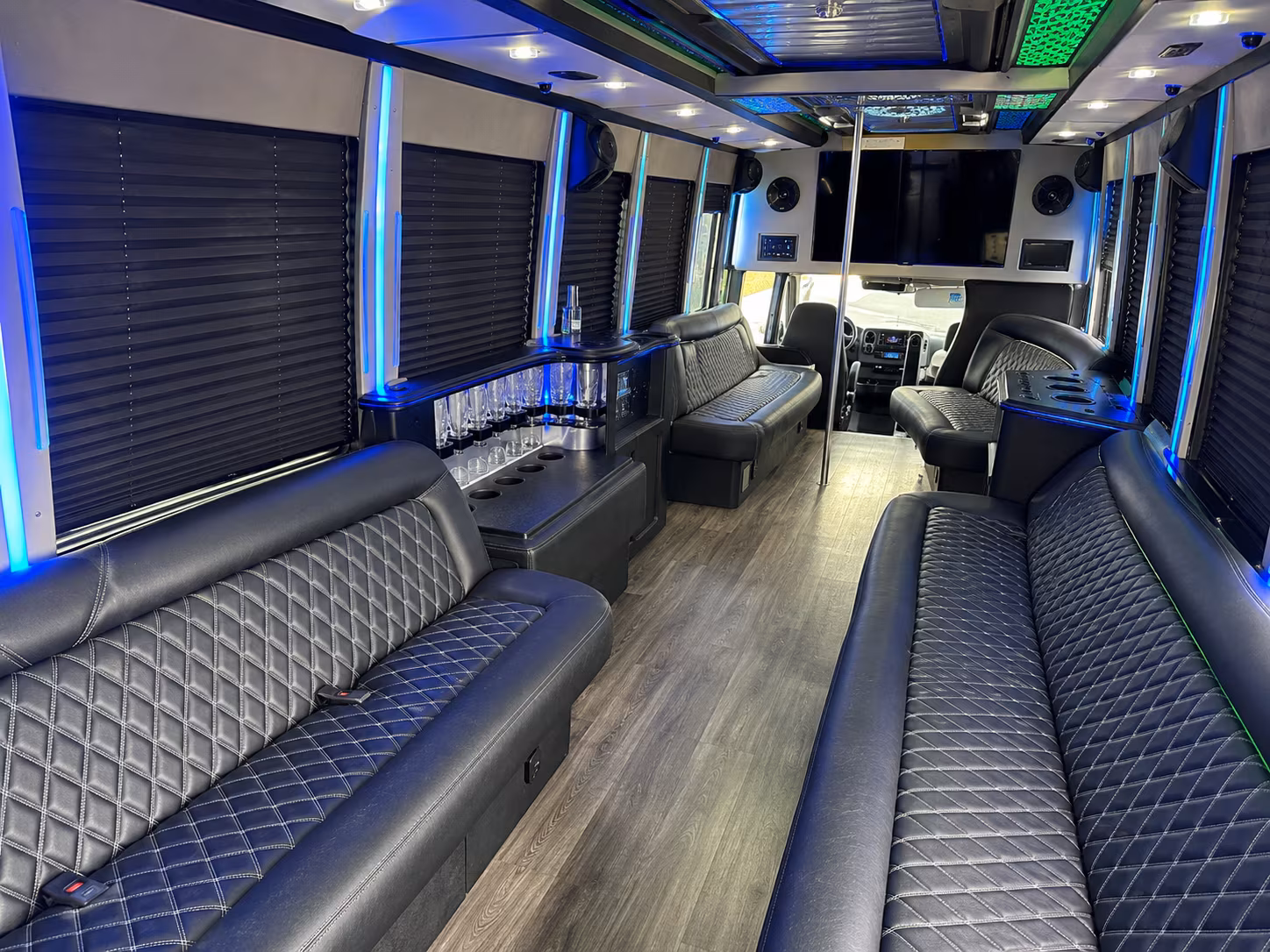 the bus type and amenities
